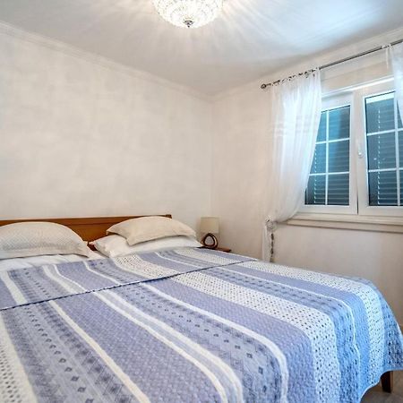 Apartments Inn Baška Voda エクステリア 写真