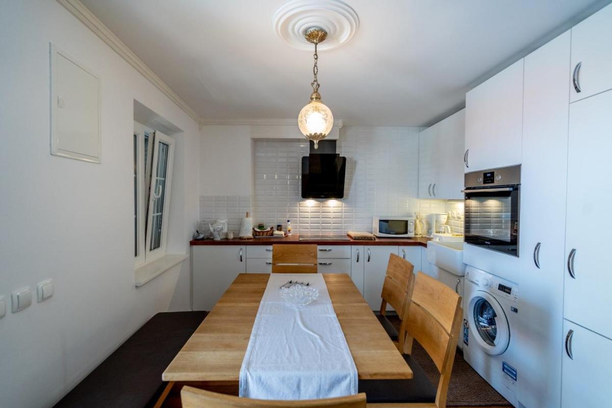 Apartments Inn Baška Voda エクステリア 写真