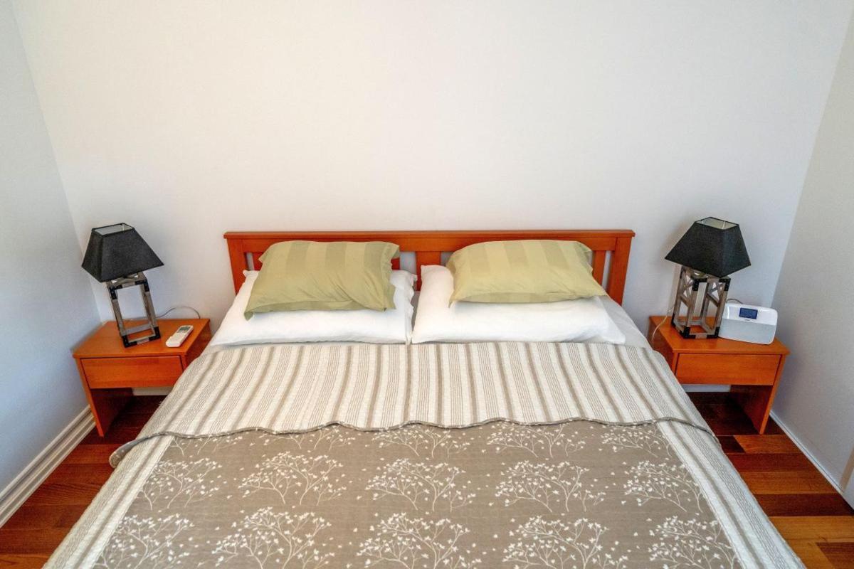 Apartments Inn Baška Voda エクステリア 写真
