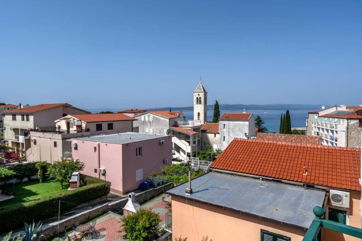 Apartments Inn Baška Voda エクステリア 写真